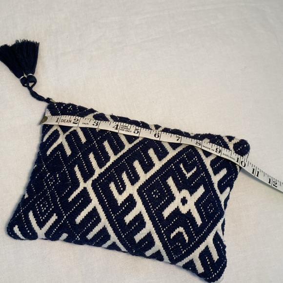 Brora tassel clutch wristlet pouch hand woven India - Picture 8 of 16